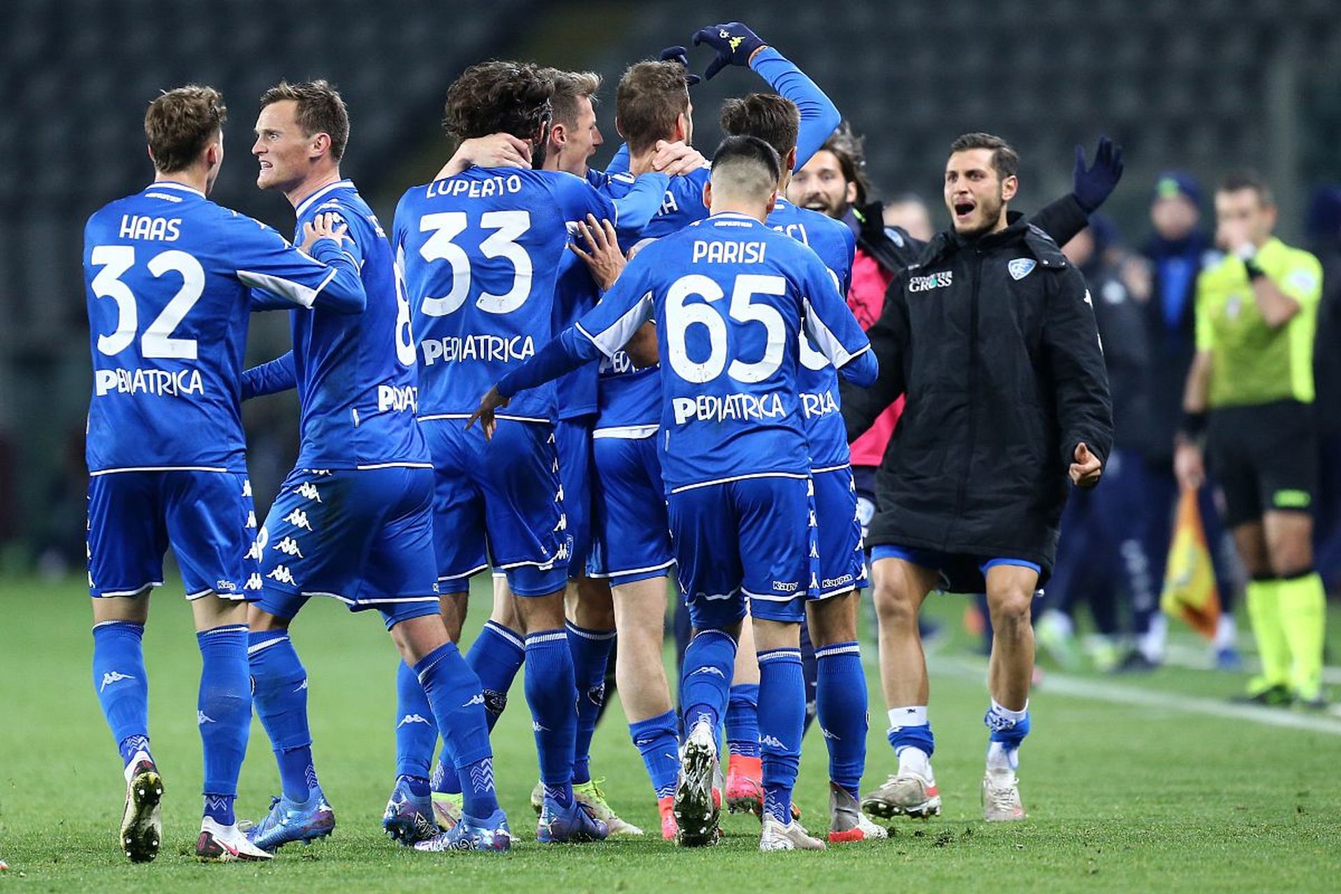 多纳鲁马在 多纳鲁马在