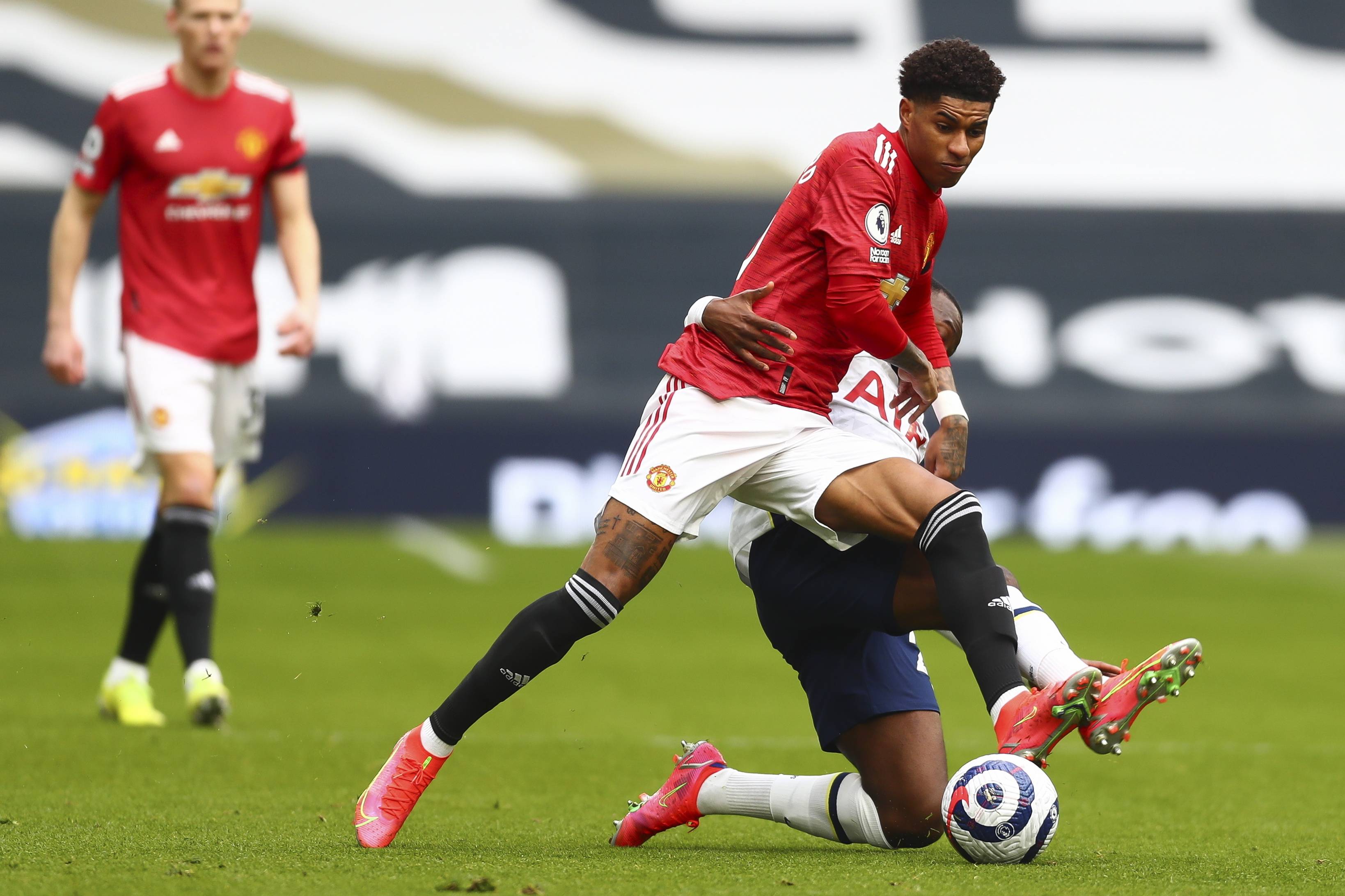 一支球队不 一支球队不